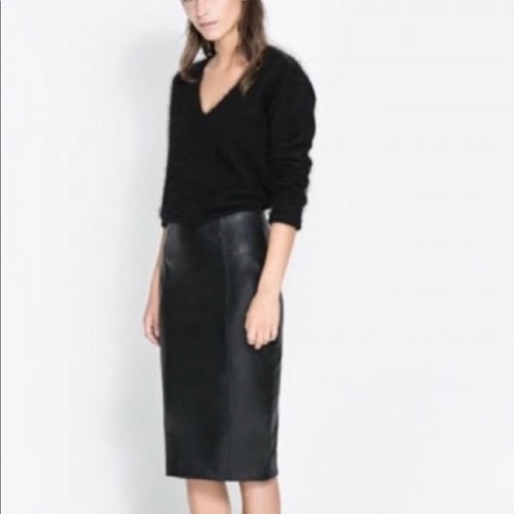 Zara vegan leather skirt